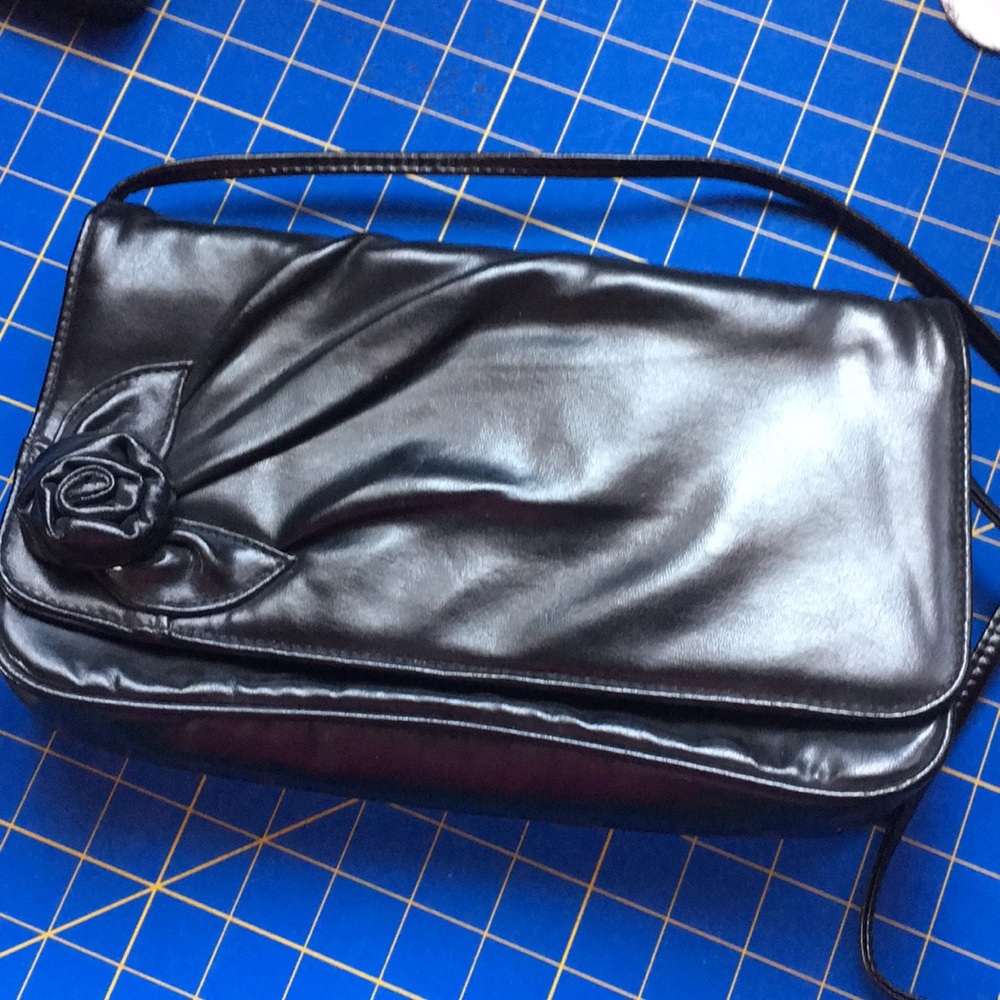Vintage Small black clutch/cross body pleather bag